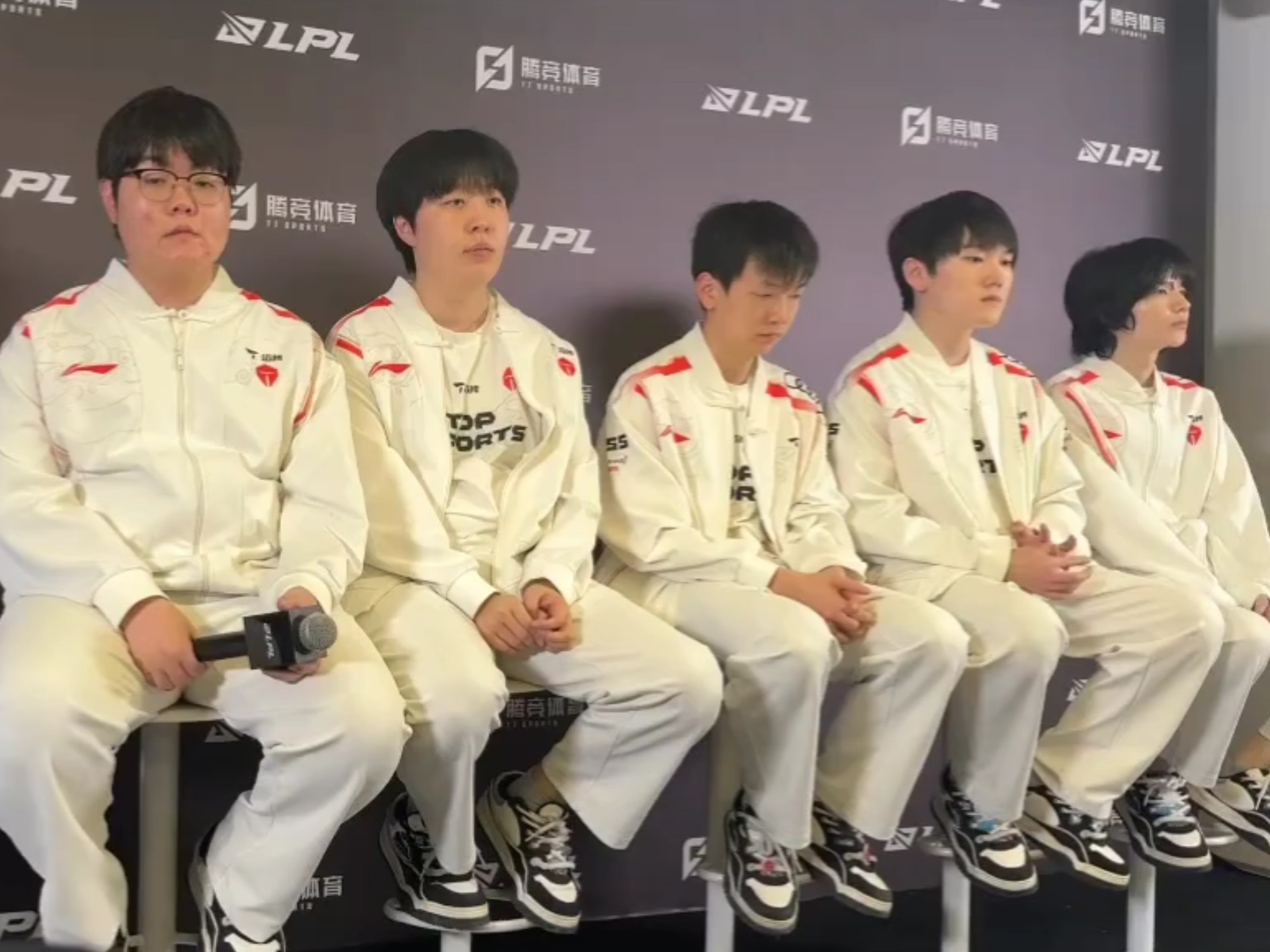 DK绝杀TES，Perkz成为全场焦点淘汰赛3:2（成都）