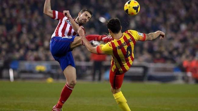 欧洲赛场奇葩一幕：球员精彩表现引发热议