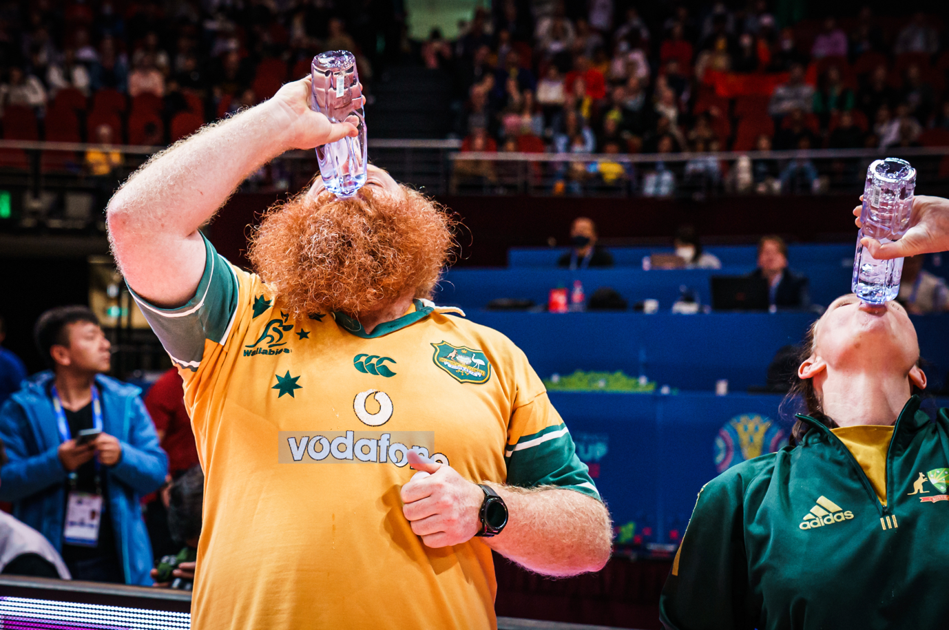 球队战胜困难，奥洲开展龙争虎斗赛前机密