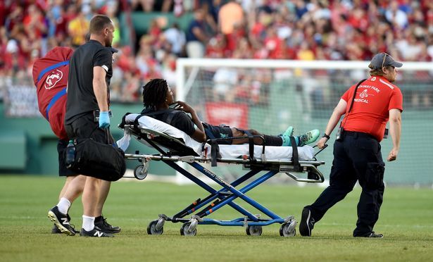 墨西哥翻盘塞维利亚，范戴克关键制胜